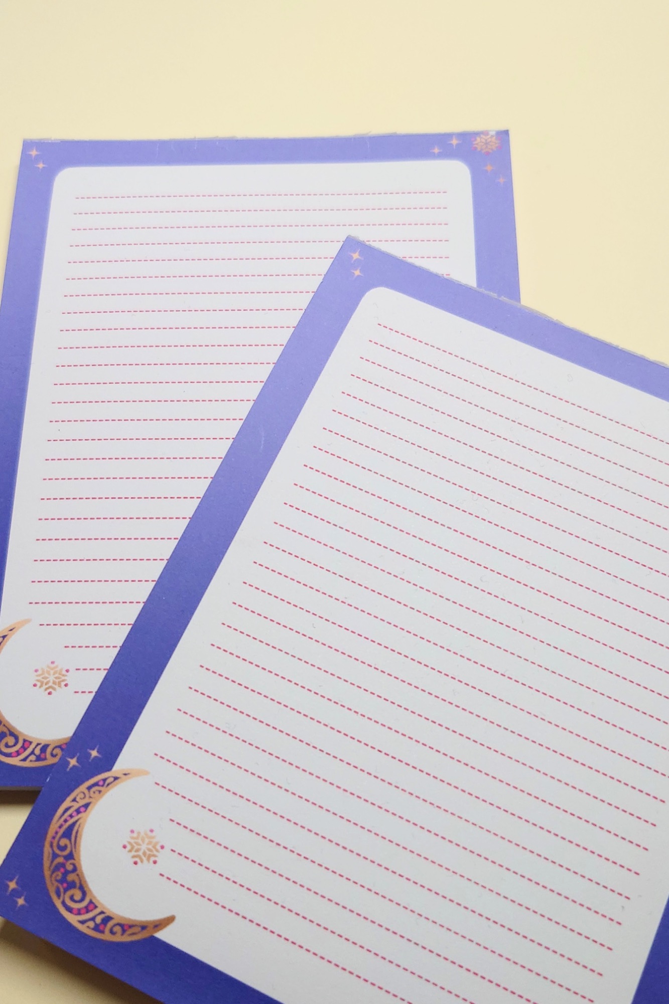 Collect all your thoughts and notes on this dreamy notepad